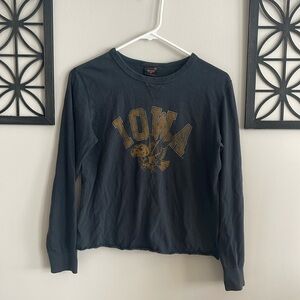 Size M Iowa Hawkeye long sleeve